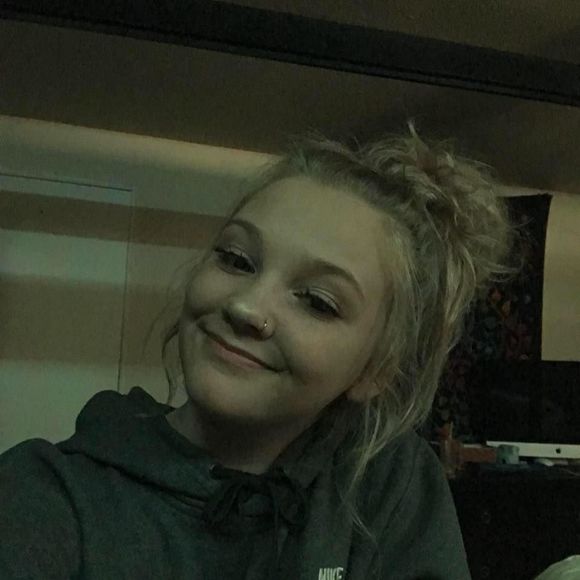 Meet your Posher, Haley - Picture 1 of 1